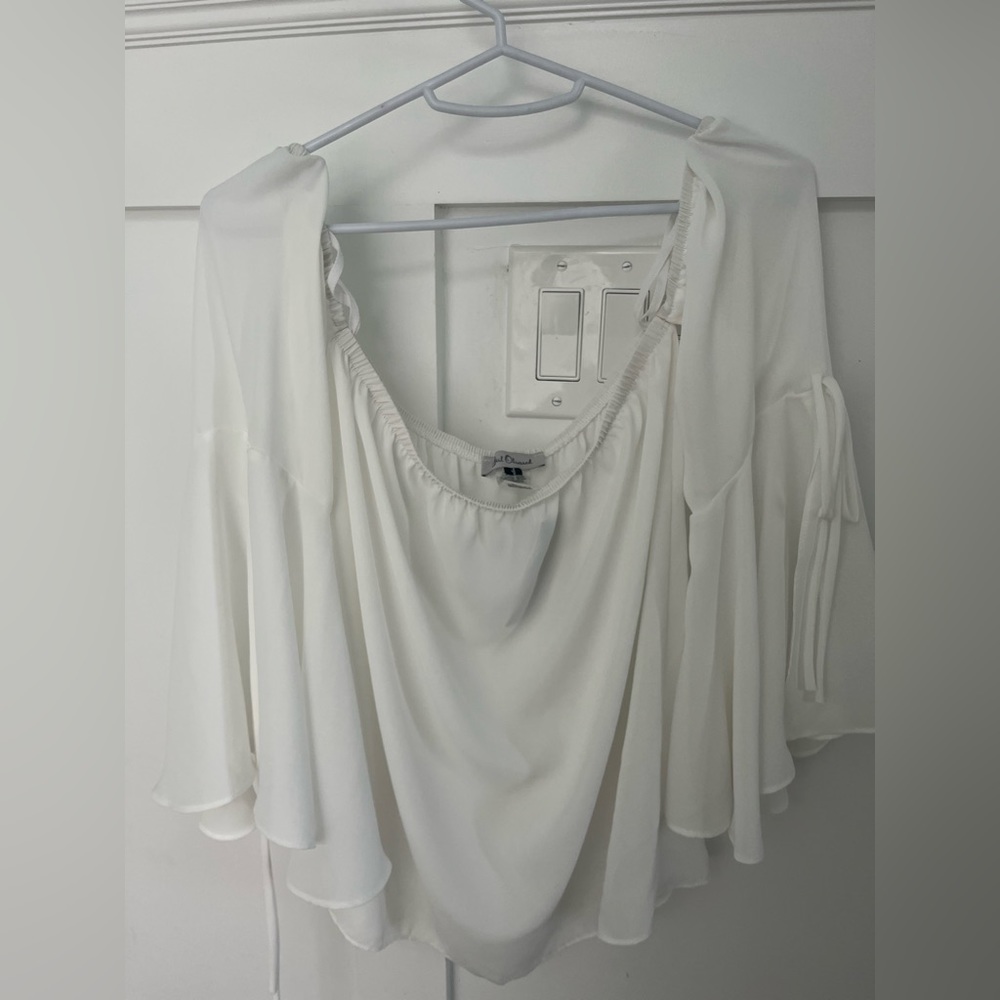 Off the shoulder white shirt with tags